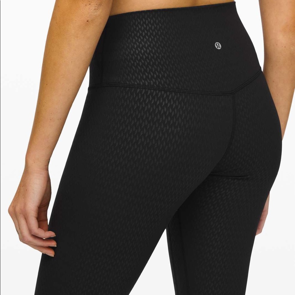 Lululemon Align II 25” Diverge Emboss Black